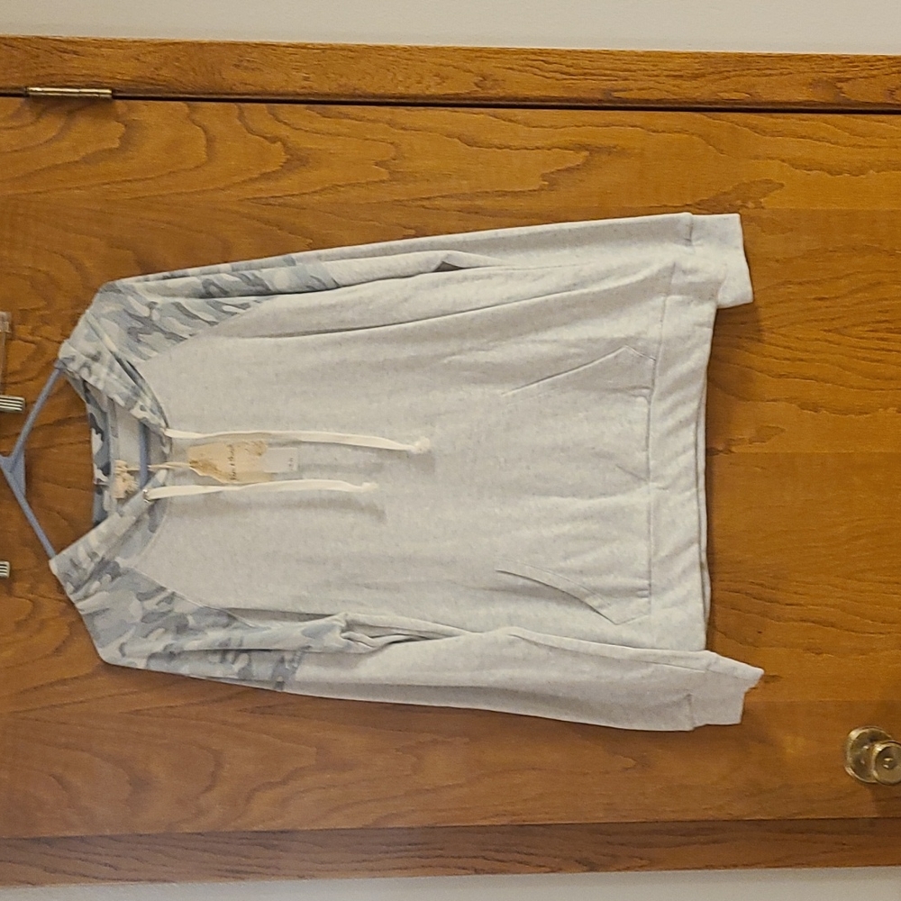 Light Weight Sweatshirt